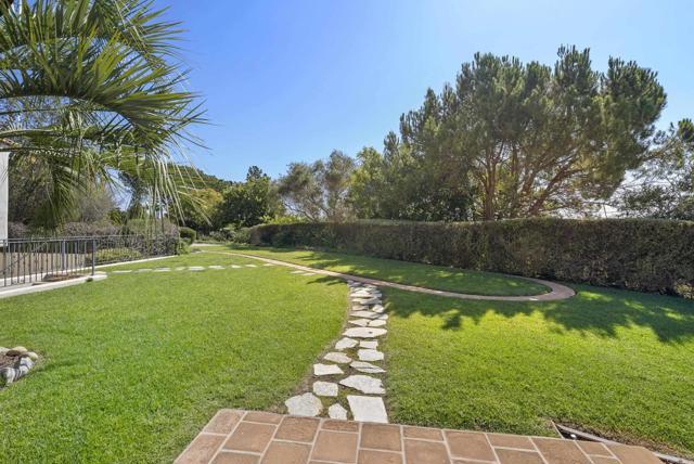 Building Photo - 16636 El Zorro Vista