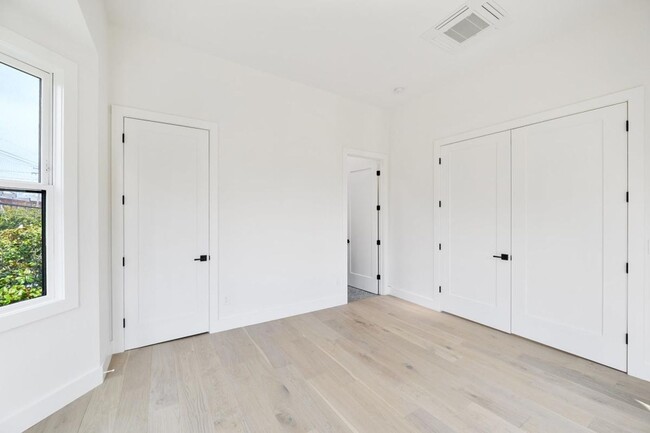 Building Photo - 2734 20th Street