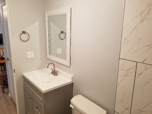 Building Photo - 3823 42nd St