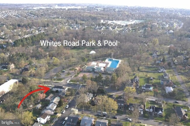 Building Photo - 359 Whites Rd