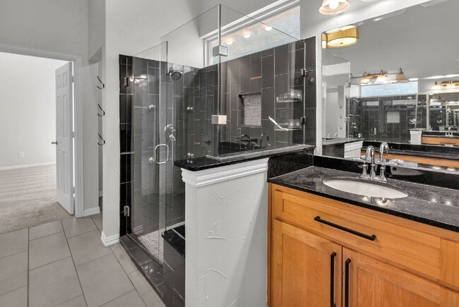 Building Photo - 9129 Cottonwood Village Dr