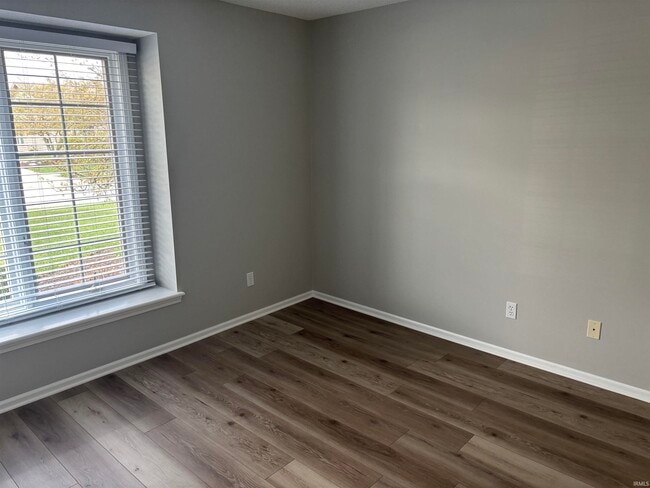 Building Photo - 1431 Shingle Oak Pointe