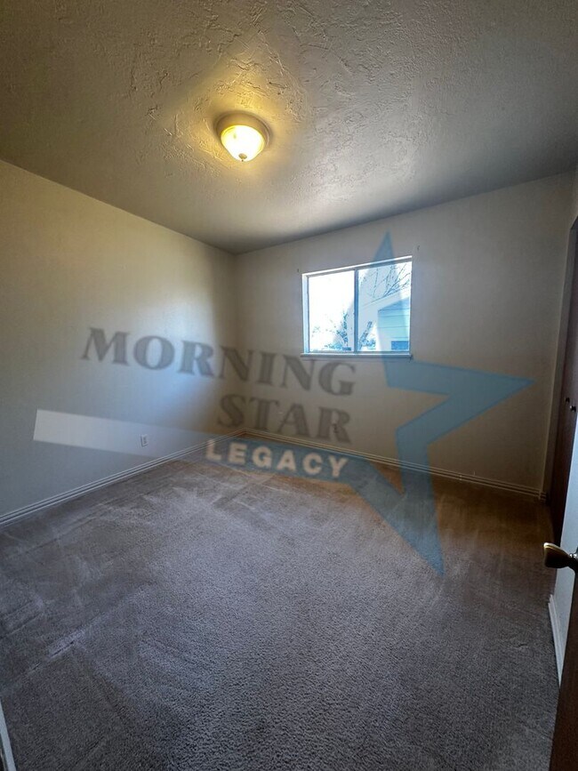 Building Photo - 1055 Wofford Dr