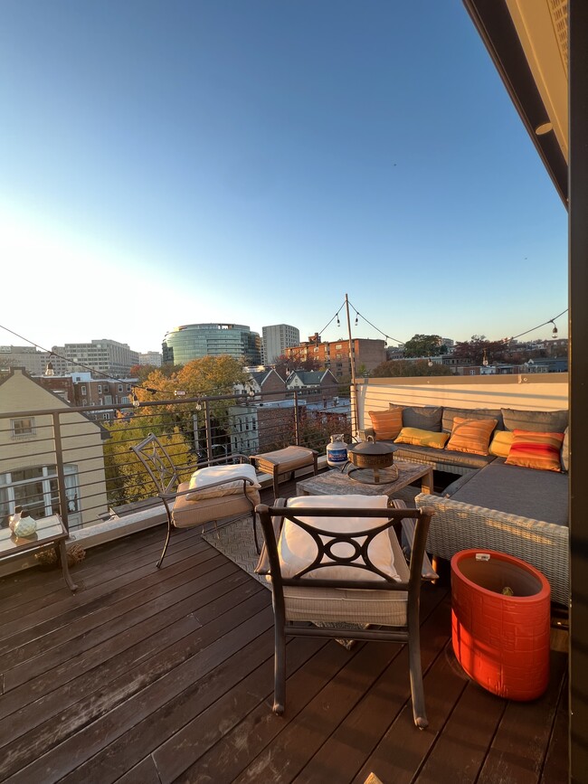 Building Photo - 1830 18th St NW
