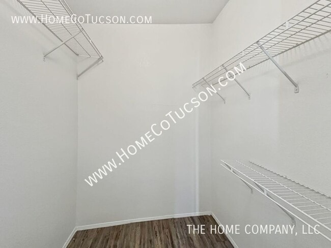 Building Photo - 3171 W Jusnic Cir