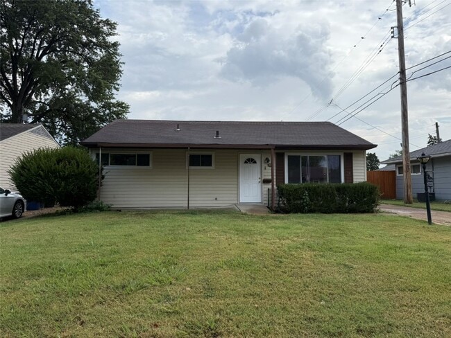 Primary Photo - 8020 Carlsbad Dr
