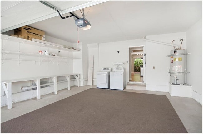 Building Photo - SPECTACULAR WOODBRIDGE HOME!!!