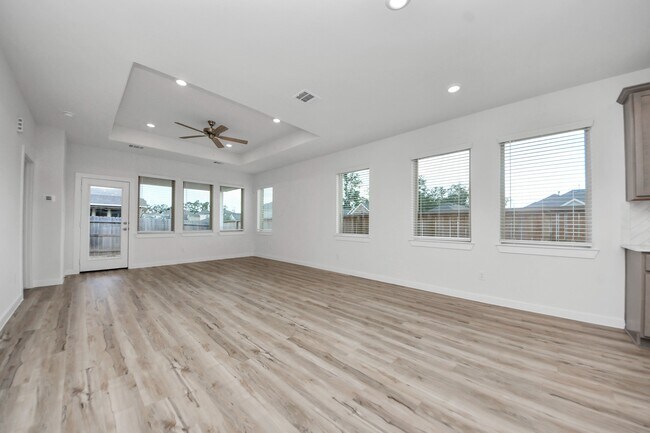 Building Photo - 1642 Portia Ln