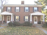 Building Photo - 608 Preston Ave
