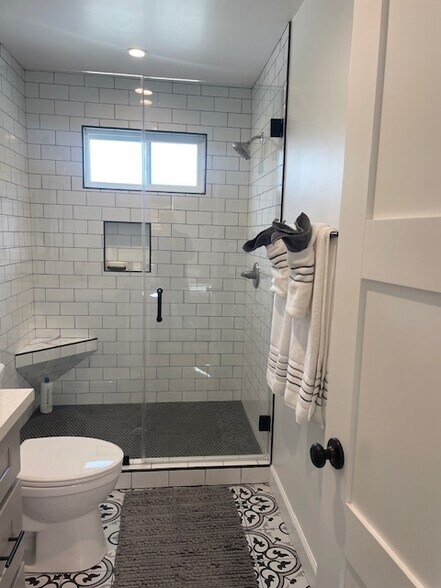 Building Photo - 769 36th St