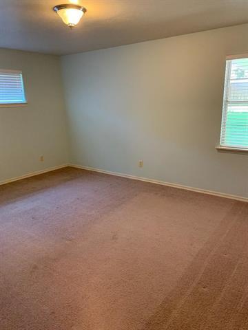 Building Photo - 8918 Sweetwater Dr