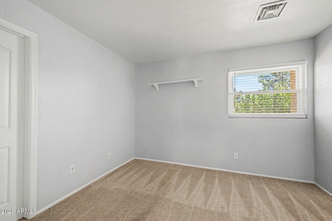 Building Photo - 842 W Sun Coast Dr