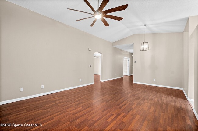 Building Photo - 2467 Deercroft Dr