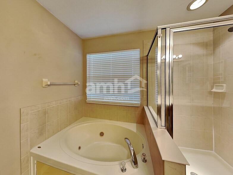 Building Photo - 12034 Citrus Leaf Dr