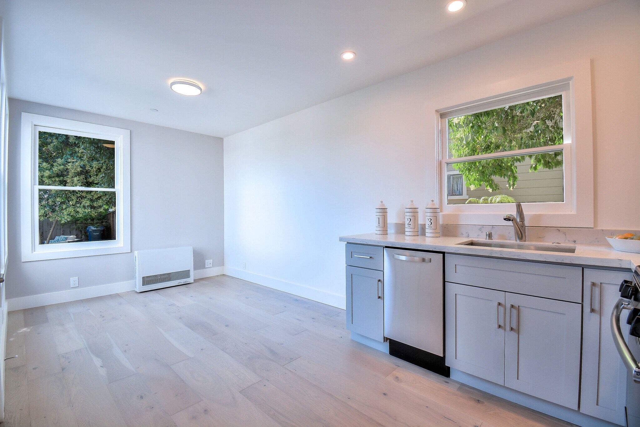 Breakfast area - 249 Kentucky St