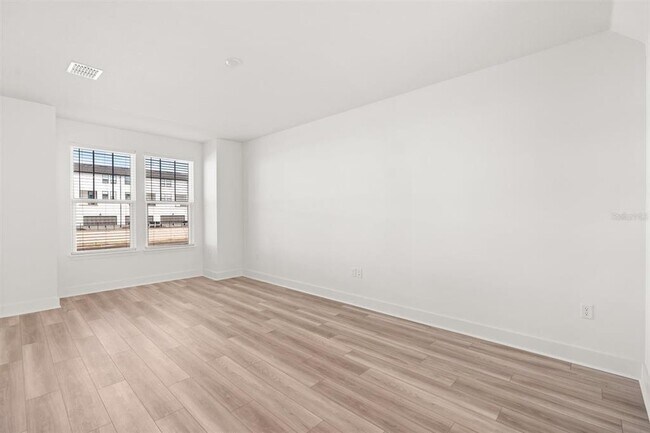 Building Photo - 15244 Groveside Rd