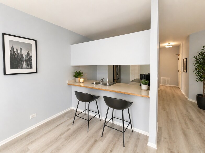 Building Photo - 780 S Federal St