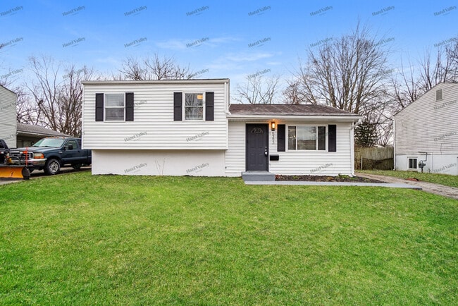 Primary Photo - 5393 Centner Ln