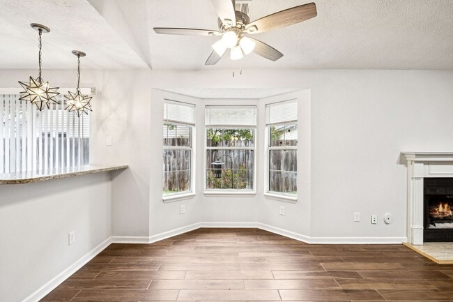 Building Photo - Welcome to this beautifully remodeled sing...