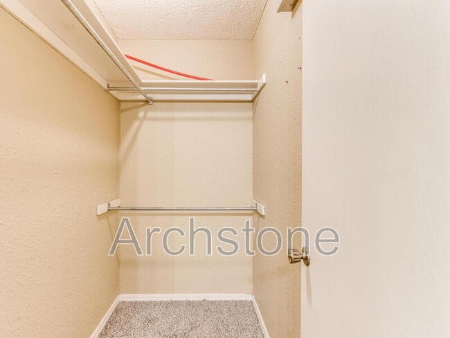 Building Photo - 6605 Lyrewood Ln