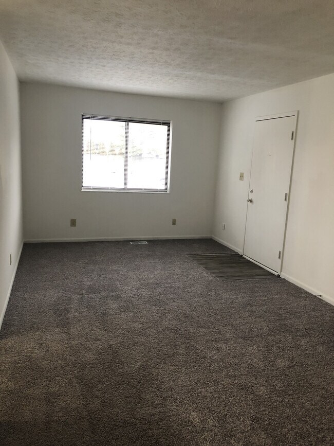 Center Street Apartments 416 N Center St Plainfield IN 46168