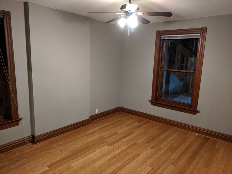 Building Photo - 3666 Botanical