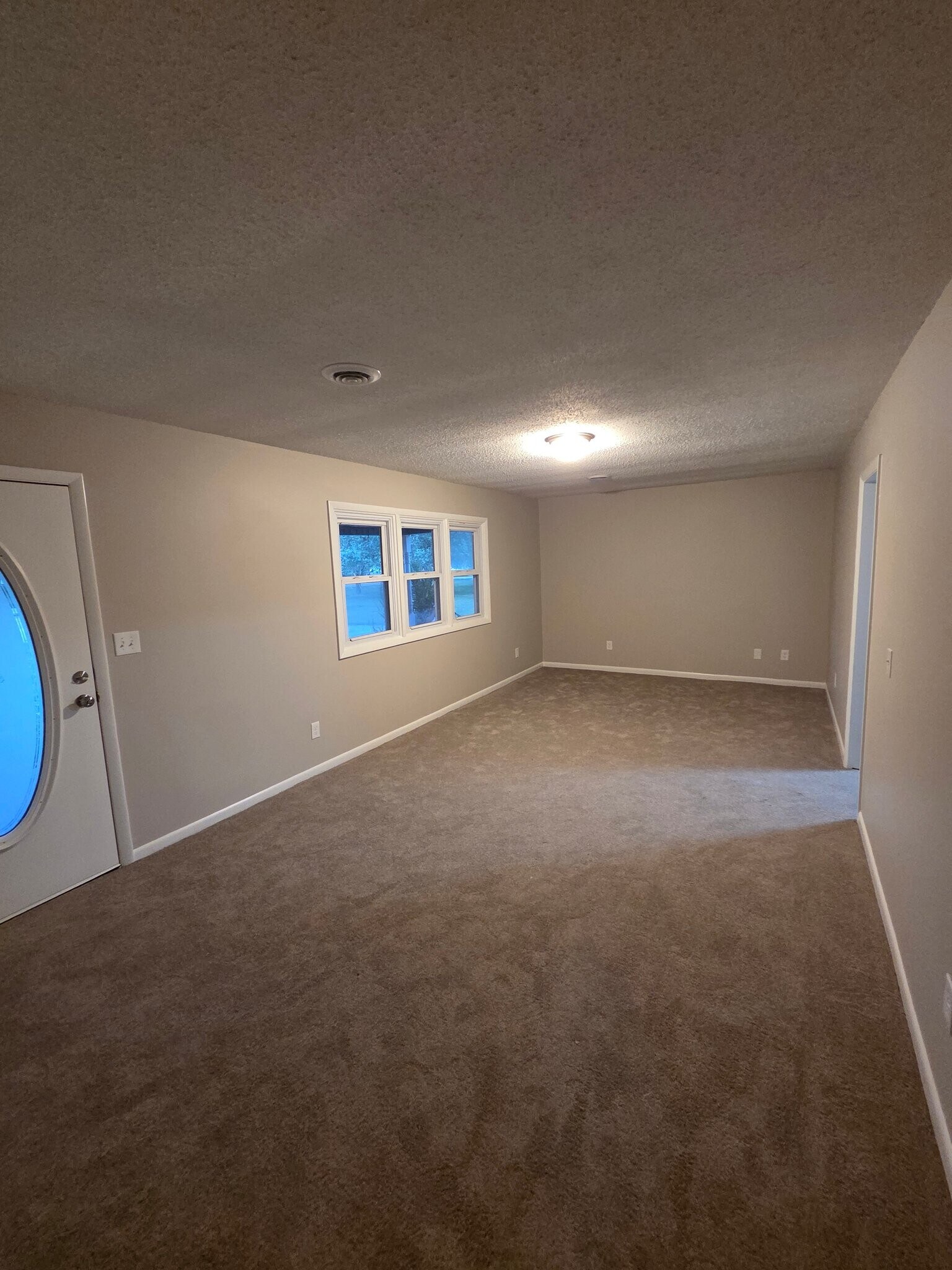 Building Photo - 515 Lillard Rd