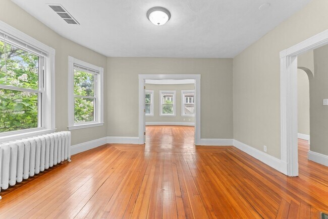 Building Photo - 45 Highland Ave