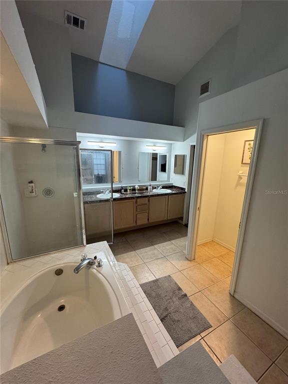 Building Photo - 2512 Asbury Ct