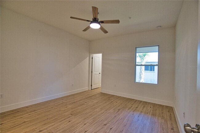 Building Photo - 289 Boundary Blvd