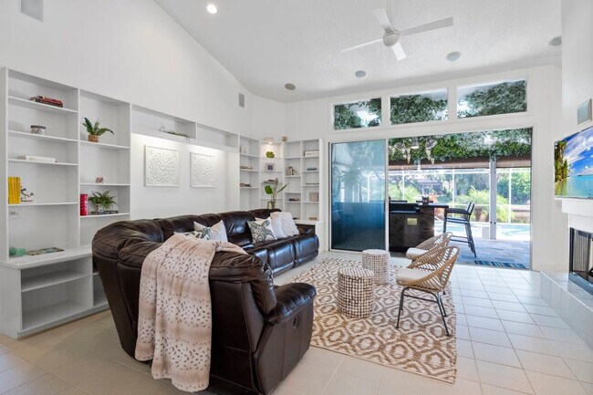 Building Photo - 13 Cleveland Ct