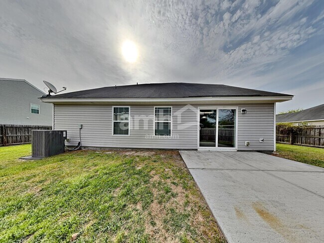 Building Photo - 406 Flint Dr