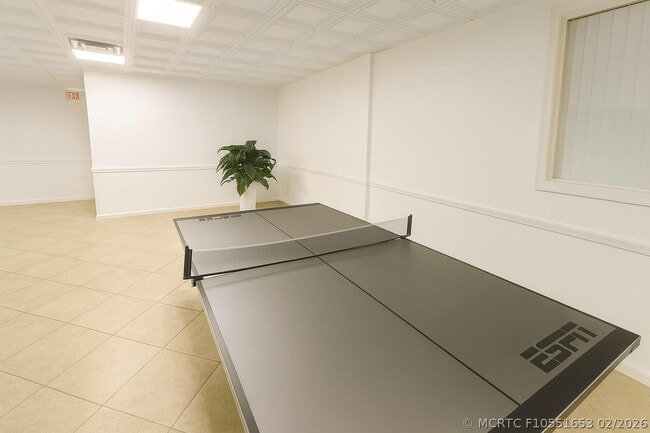 Building Photo - 3460 S Ocean Blvd