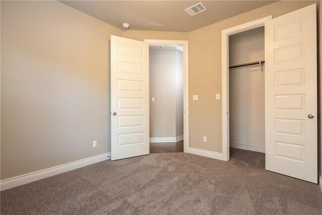 Building Photo - 3817 Gildas Path