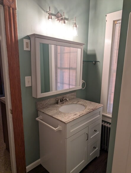 Building Photo - 10 Reservoir St