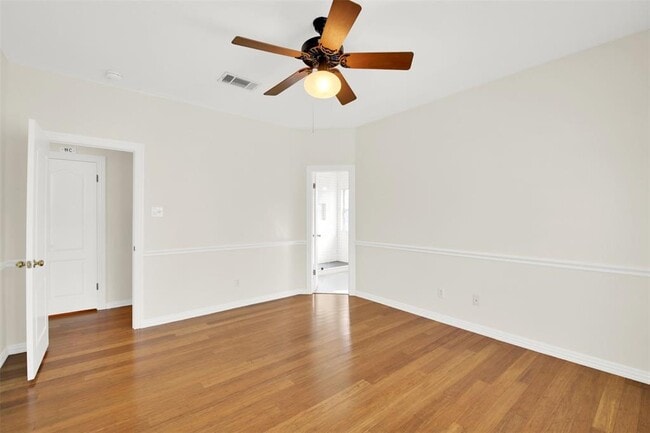 Building Photo - 1613 Country Squire Dr