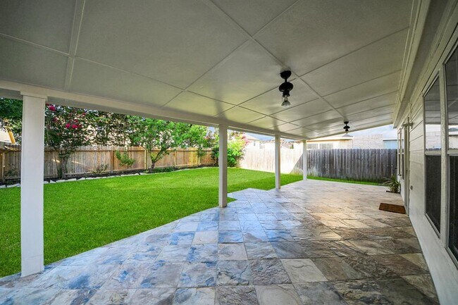 Building Photo - 17111 Plaistow court