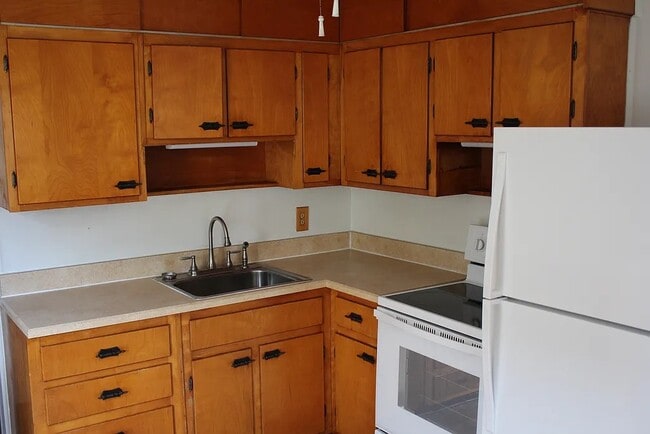 Building Photo - 436 Nautilus Ave