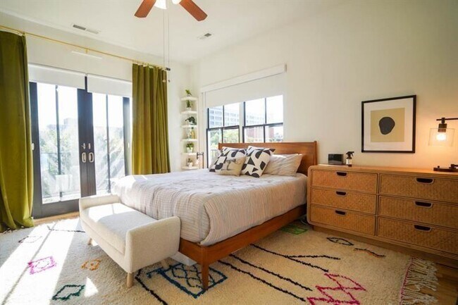 Building Photo - 384 Ralph McGill Blvd NE