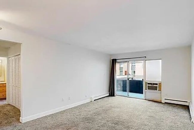 Building Photo - Settle Into a Prime Fort Collins Location & Enjoy $400 Off Your First Month