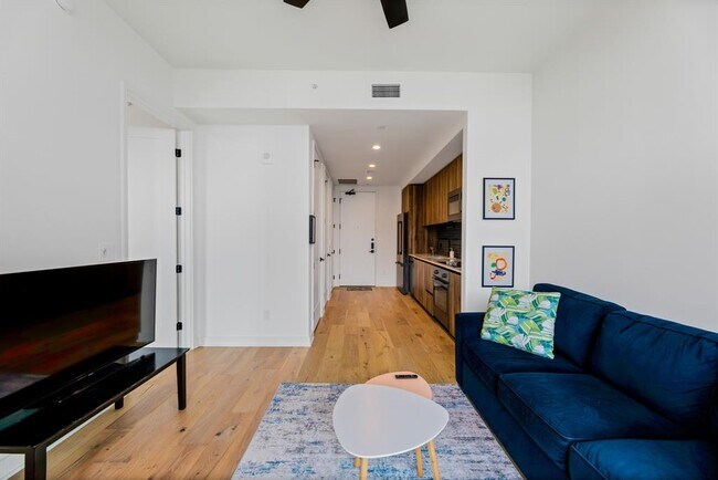 Building Photo - 84 Northeast Dr