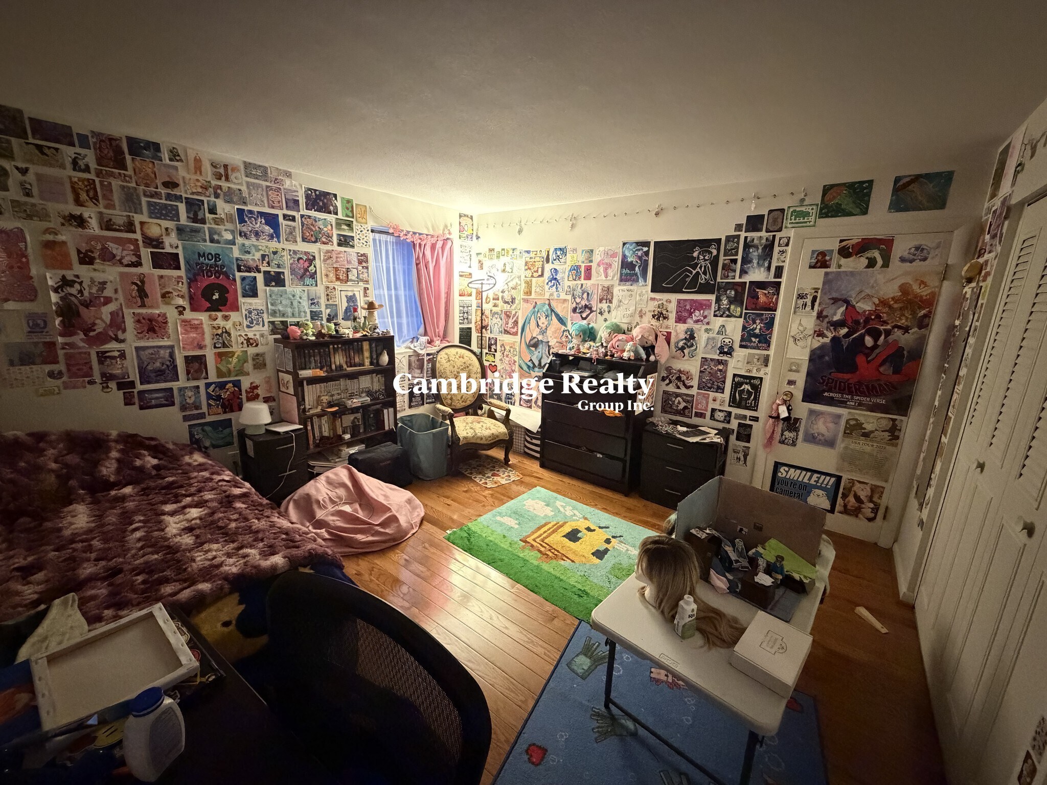 Building Photo - 803 Centre St