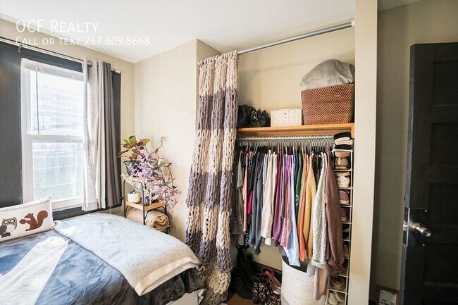 Building Photo - 5700 N 20th St