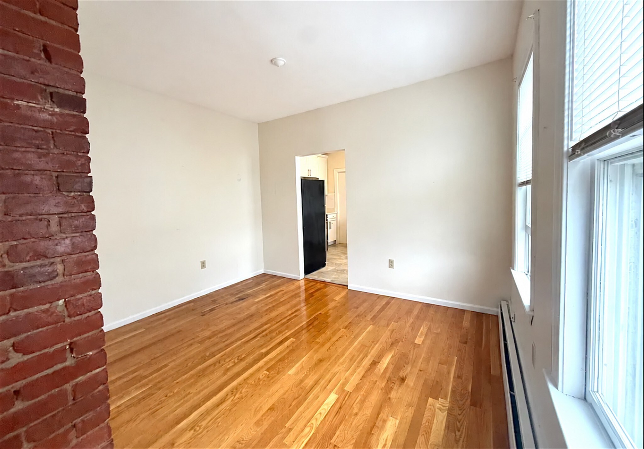 Building Photo - 66 Morton Ave