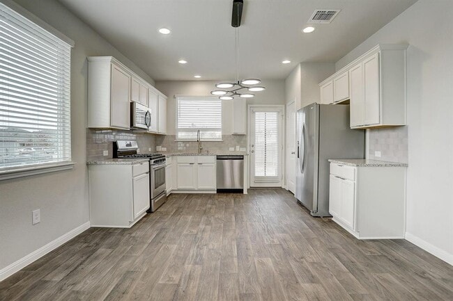 Building Photo - 14218 Handel Dr