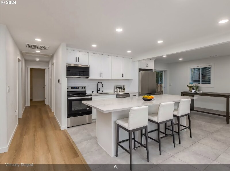 Building Photo - 3805 E 11th St