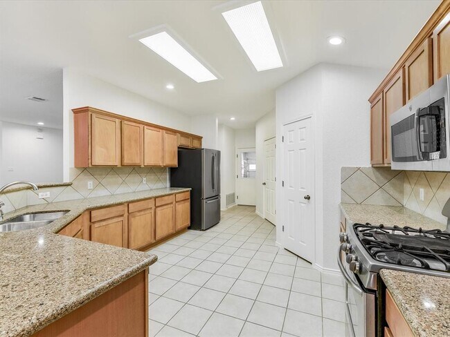 Building Photo - 14804 Staked Plains Loop