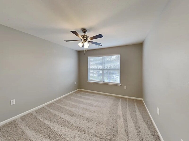 Building Photo - 345 Hunslet Cir