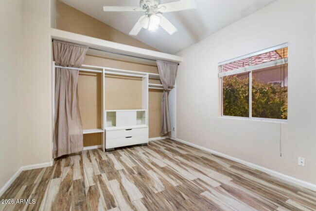 Building Photo - 7421 S Kachina Dr