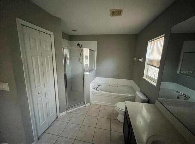 Building Photo - 984 Tavernier Cir NE